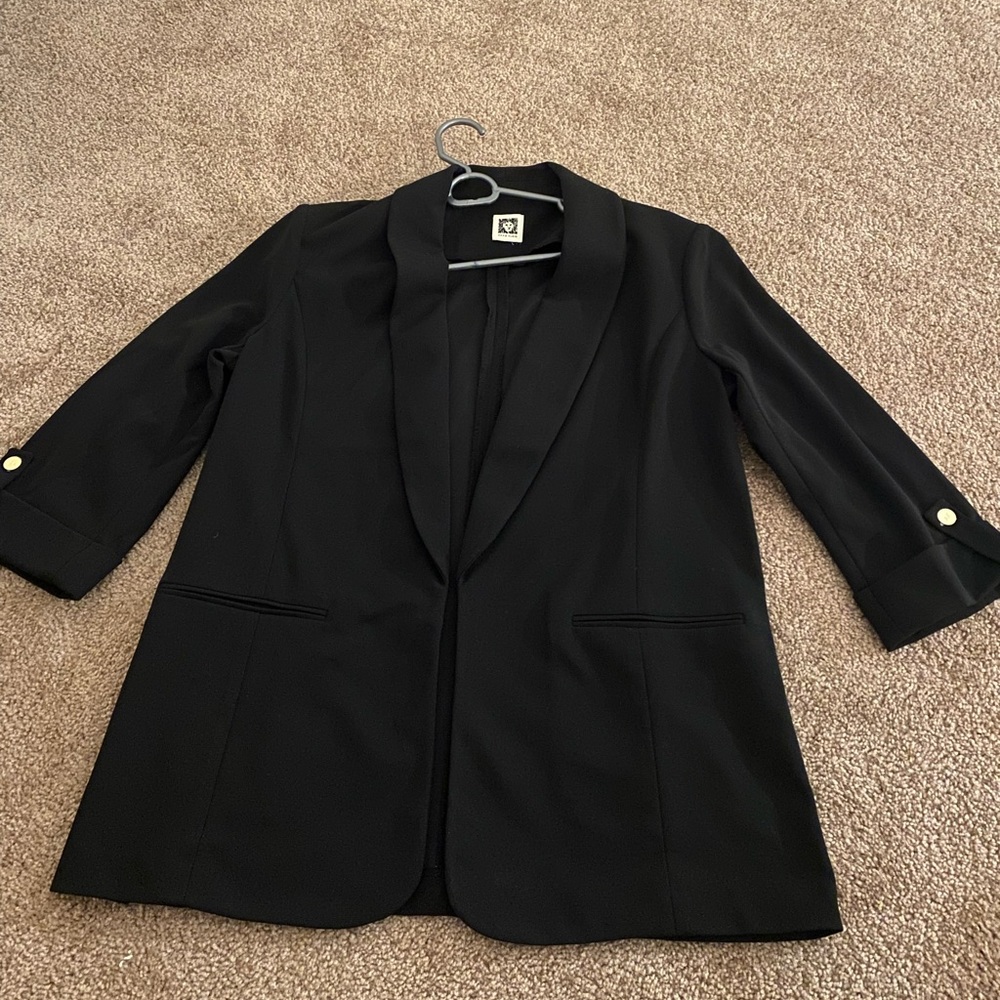 casual black blazer
